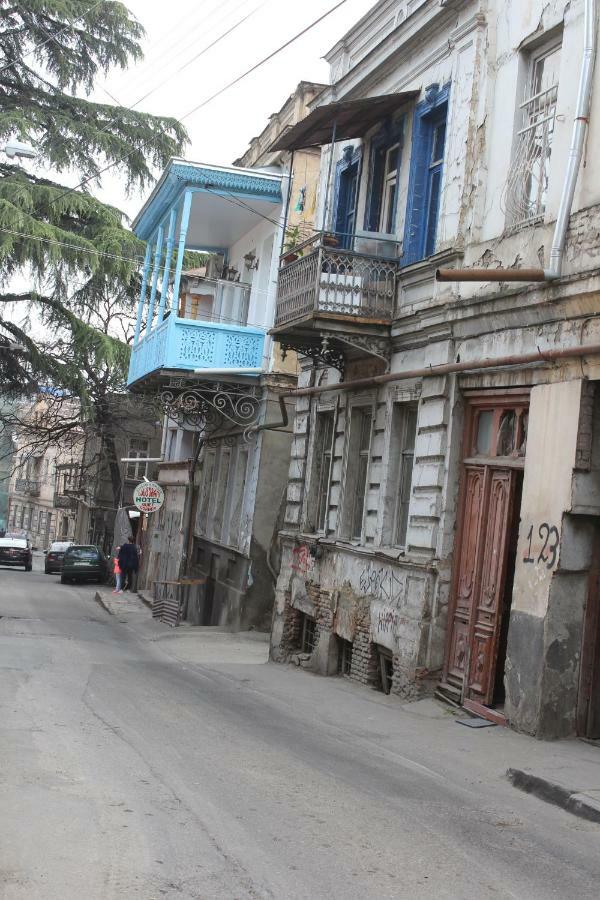 Cozy Apartment In Center Of Old Tbilisi Exteriör bild